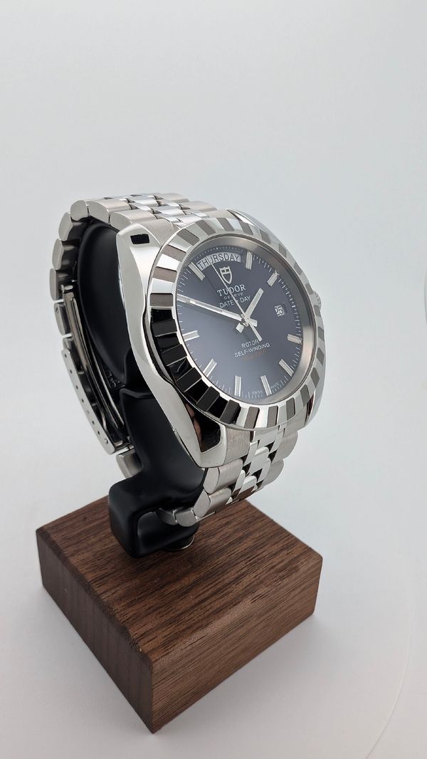 Tudor Classic (OT97)