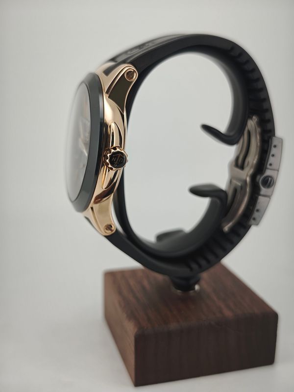Ulysse Nardin Executive Dual Time (OT143)